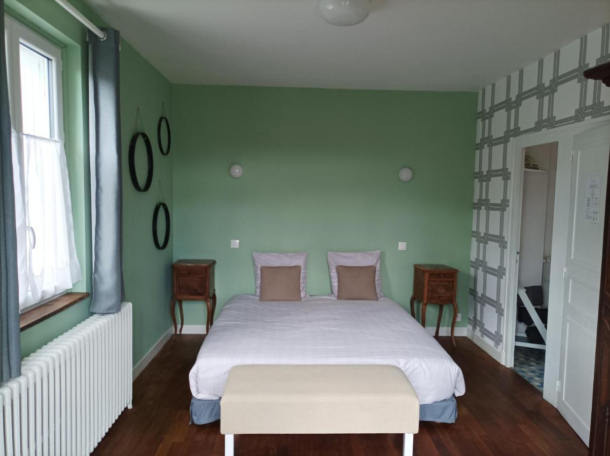 Le Relais Des Roses- Chambres D'Hotes Vatan Eksteriør bilde